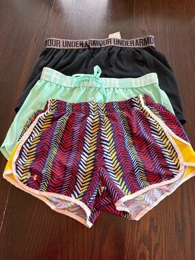 Under Armour Shorts Bundle Small Running Gym Athletic 3 Pair